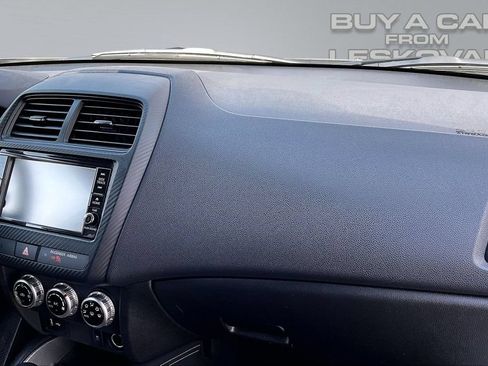 Used 2024 Mitsubishi Outlander Sport ES AWD/4WD image 17