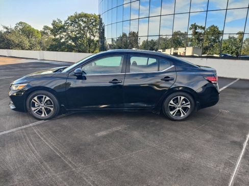 Used 2020 Nissan Sentra SV w/ Lighting Package image 5