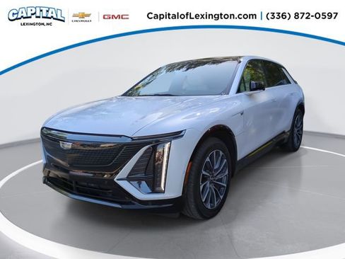 Used 2024 Cadillac Lyriq Sport RWD image 1