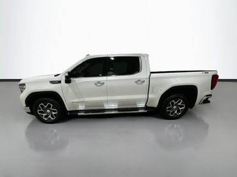 Used 2022 GMC Sierra 1500 SLT w/ SLT Premium Package AWD/4WD image 4