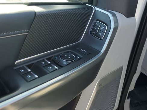 Used 2024 Ford F350 Limited w/ FX4 Off-Road Package image 19