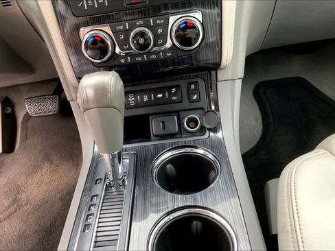 Used 2016 Chevrolet Traverse LTZ image 31