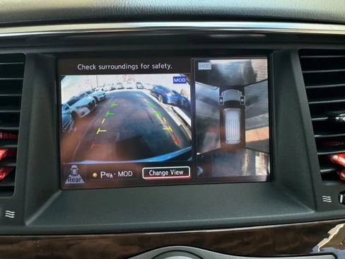 Used 2017 Nissan Armada Platinum w/ Captain Seat Package RWD image 33