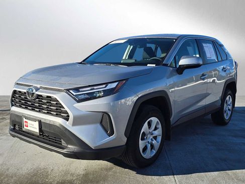 Certified 2025 Toyota RAV4 LE image 7