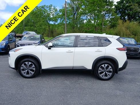 Used 2023 Nissan Rogue SV AWD/4WD image 3