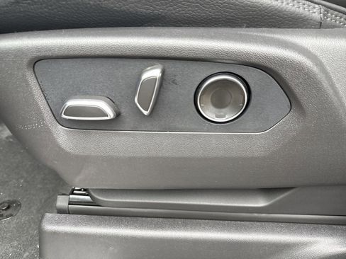 New 2026 GMC Sierra 3500 Denali w/ Denali Reserve Package image 11