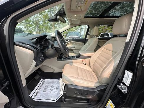 Used 2017 Ford Escape Titanium w/ Equipment Group 301A AWD/4WD image 25