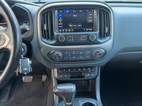 Used 2019 Chevrolet Colorado Z71 AWD/4WD image 22