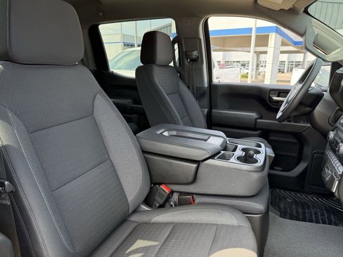 Certified 2025 Chevrolet Silverado 1500 Custom w/ LPO, Dark Essentials Package image 24