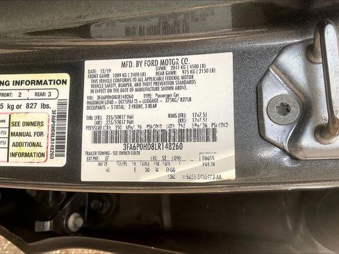 Used 2020 Ford Fusion SE FWD image 34