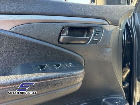 Used 2022 Honda Pilot TrailSport image 31