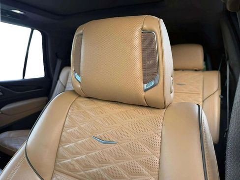 Used 2022 Cadillac Escalade Sport image 28