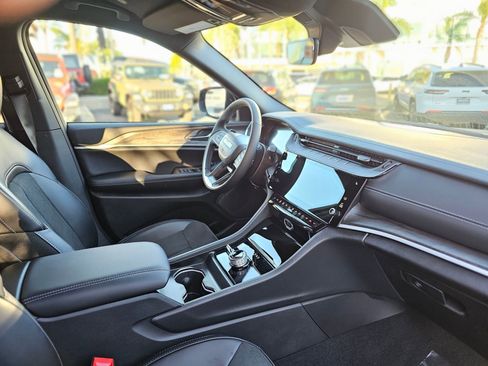 New 2026 Jeep Grand Cherokee L Altitude AWD/4WD image 25