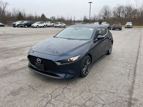 Used 2019 MAZDA MAZDA3 AWD Hatchback w/ Preferred Pkg image 1