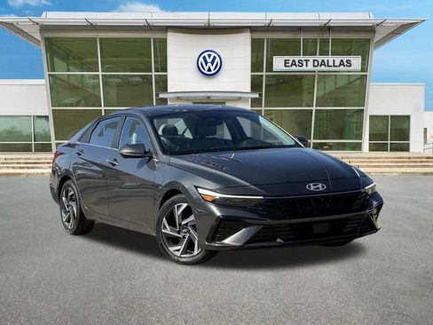 Used 2024 Hyundai Elantra Limited FWD image 1