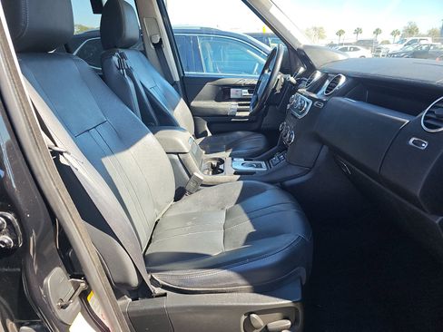 Used 2016 Land Rover LR4 HSE image 10