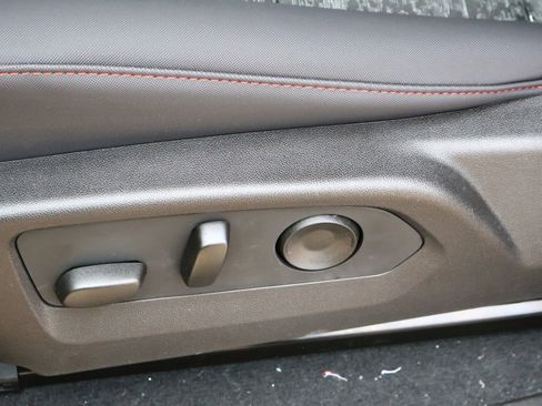 New 2025 Chevrolet Colorado Z71 w/ Midnight Edition image 29