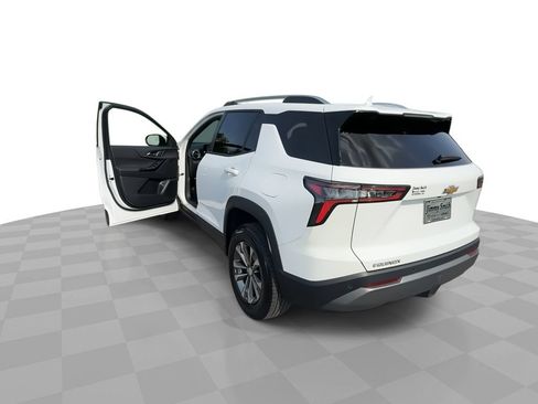 Certified 2025 Chevrolet Equinox LT w/ Convenience Package II FWD image 7