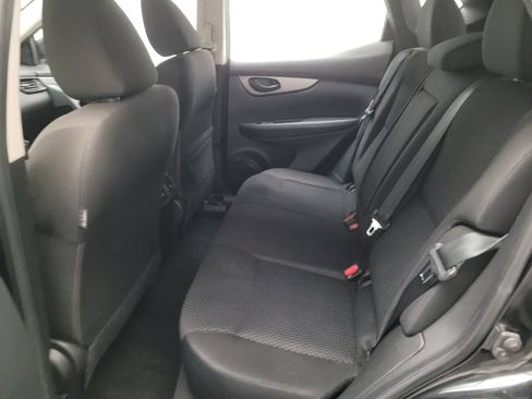 Used 2021 Nissan Rogue Sport S FWD image 18