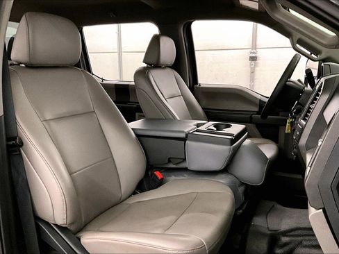 Used 2022 Ford F350 XL w/ Power Equipment Group image 7