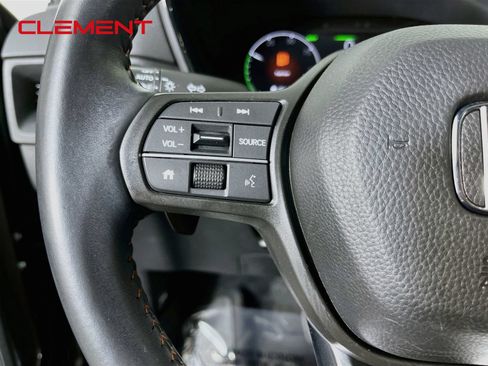 Used 2023 Honda CR-V Sport image 14
