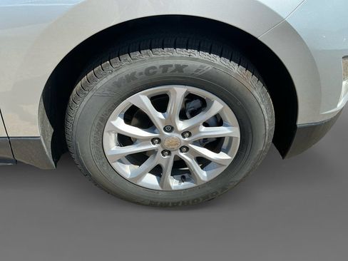Used 2021 Chevrolet Equinox LS w/ LS Convenience Package FWD image 14