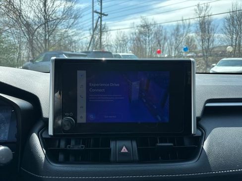 Used 2024 Toyota RAV4 LE image 36