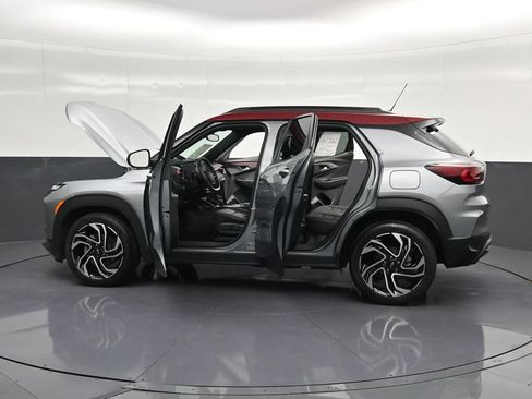 Used 2024 Chevrolet TrailBlazer RS w/ Convenience Package FWD image 41