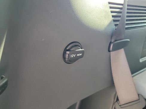 New 2026 Hyundai Santa Fe SE image 9