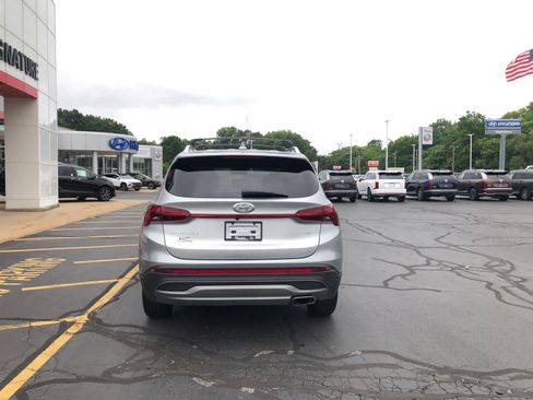 Certified 2023 Hyundai Santa Fe SEL AWD/4WD image 6