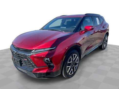 Used 2025 Chevrolet Blazer RS image 1
