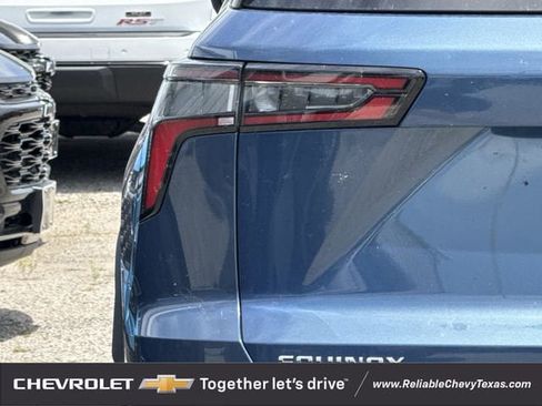 New 2026 Chevrolet Equinox LT w/ Safety and Technology Package FWD image 9