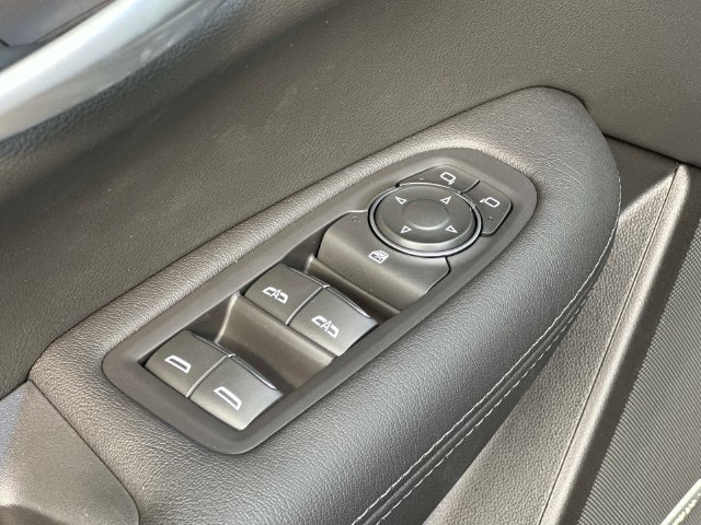 Used 2026 Cadillac XT5 Luxury AWD/4WD image 9