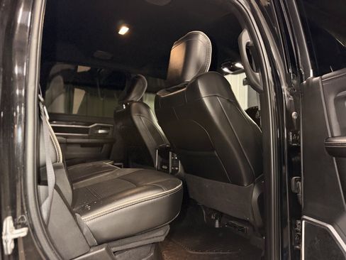 Used 2020 RAM 2500 Laramie AWD/4WD image 17