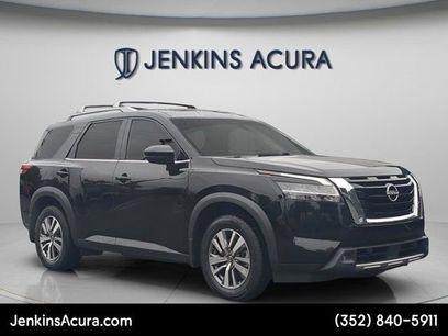 Used 2022 Nissan Pathfinder SL
