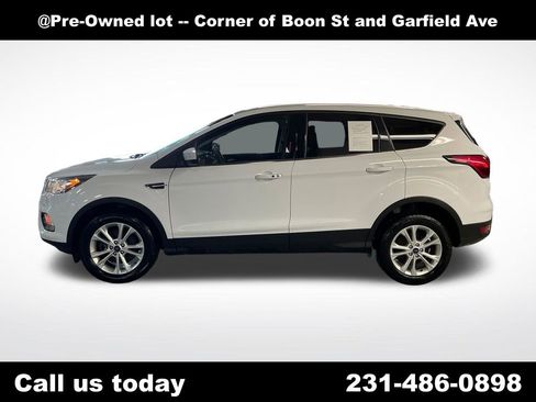 Used 2019 Ford Escape SE AWD/4WD image 2