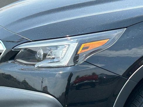 Used 2022 Subaru Outback Premium AWD/4WD image 10