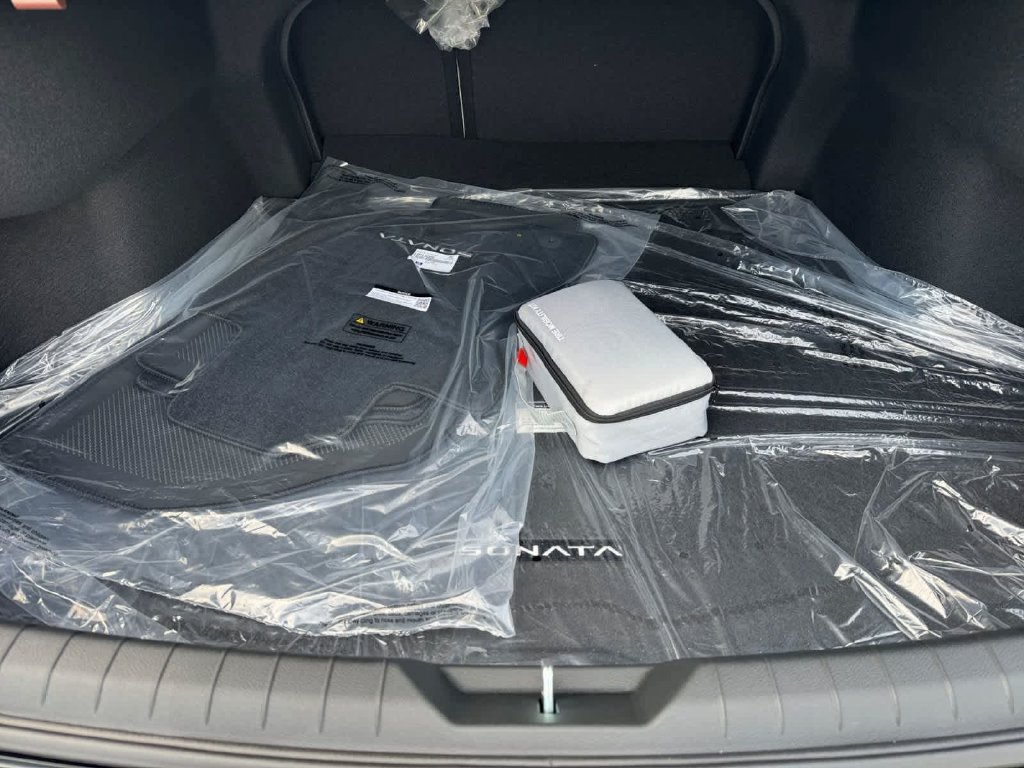 New 2026 Hyundai Sonata Blue FWD image 4