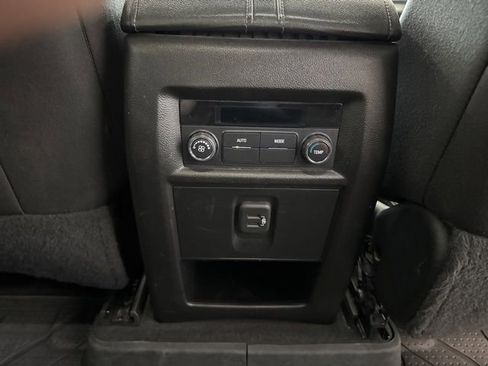 Used 2023 Chevrolet Traverse LT w/ LPO, Floor Liner Package AWD/4WD image 39