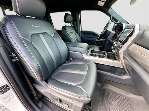 Used 2022 Ford F350 Platinum image 28
