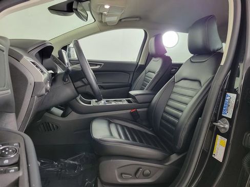 Certified 2024 Ford Edge SEL w/ Convenience Package AWD/4WD image 12