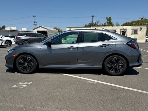 Used 2019 Honda Civic EX image 9