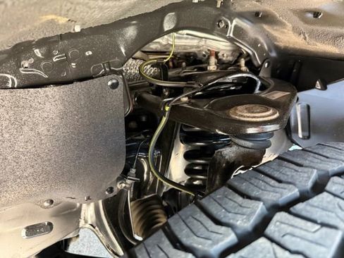 Used 2021 Toyota Tundra SR5 w/ SR5 Upgrade Package AWD/4WD image 44