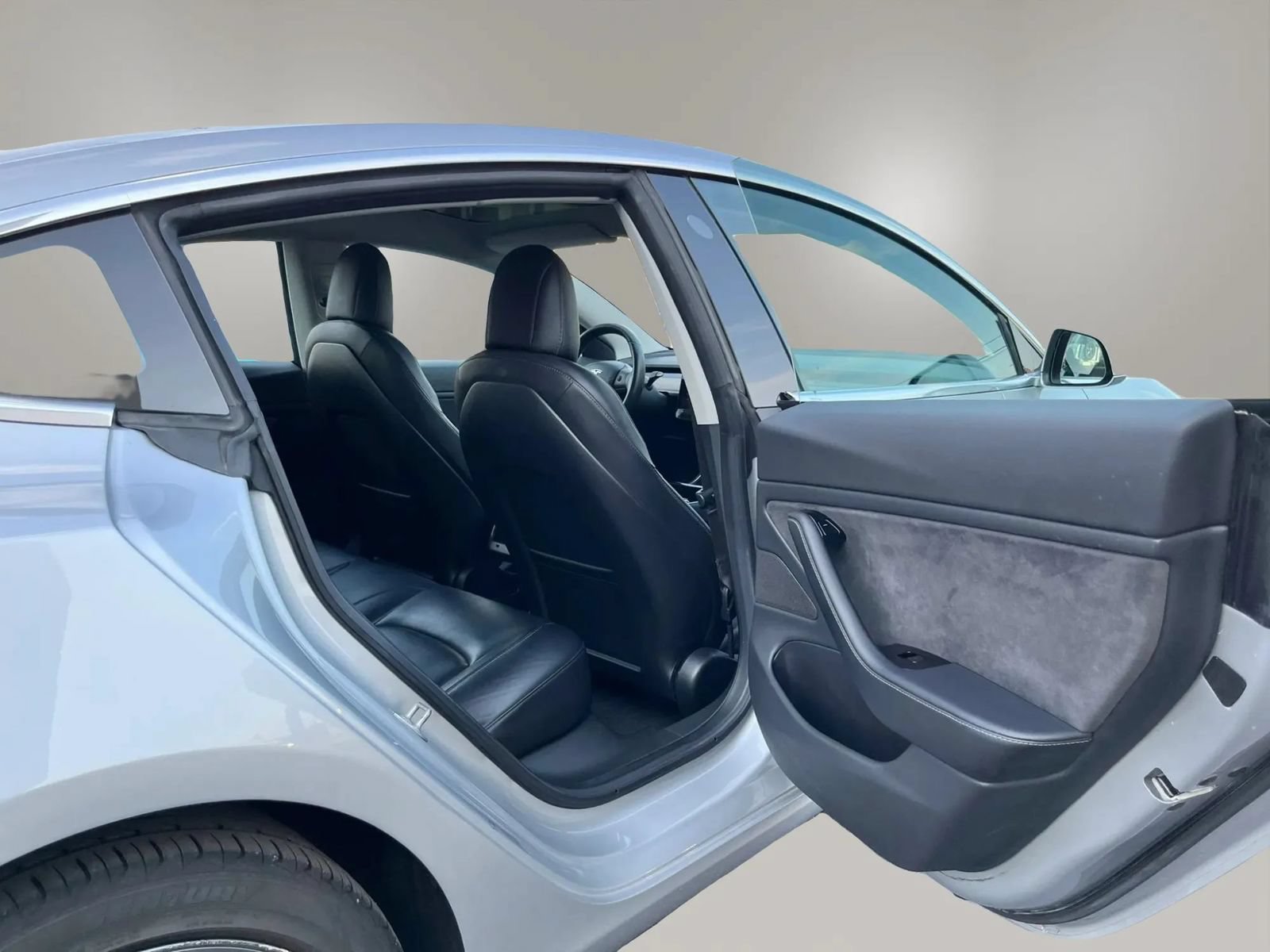 Used 2018 Tesla Model 3 Long Range RWD image 20