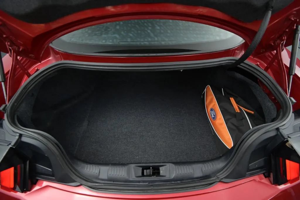 Used 2024 Ford Mustang Premium RWD image 42