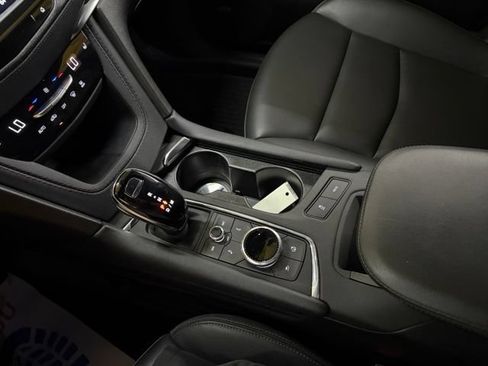 Used 2024 Cadillac XT6 Luxury w/ LPO, Floor Liner Package AWD/4WD image 79