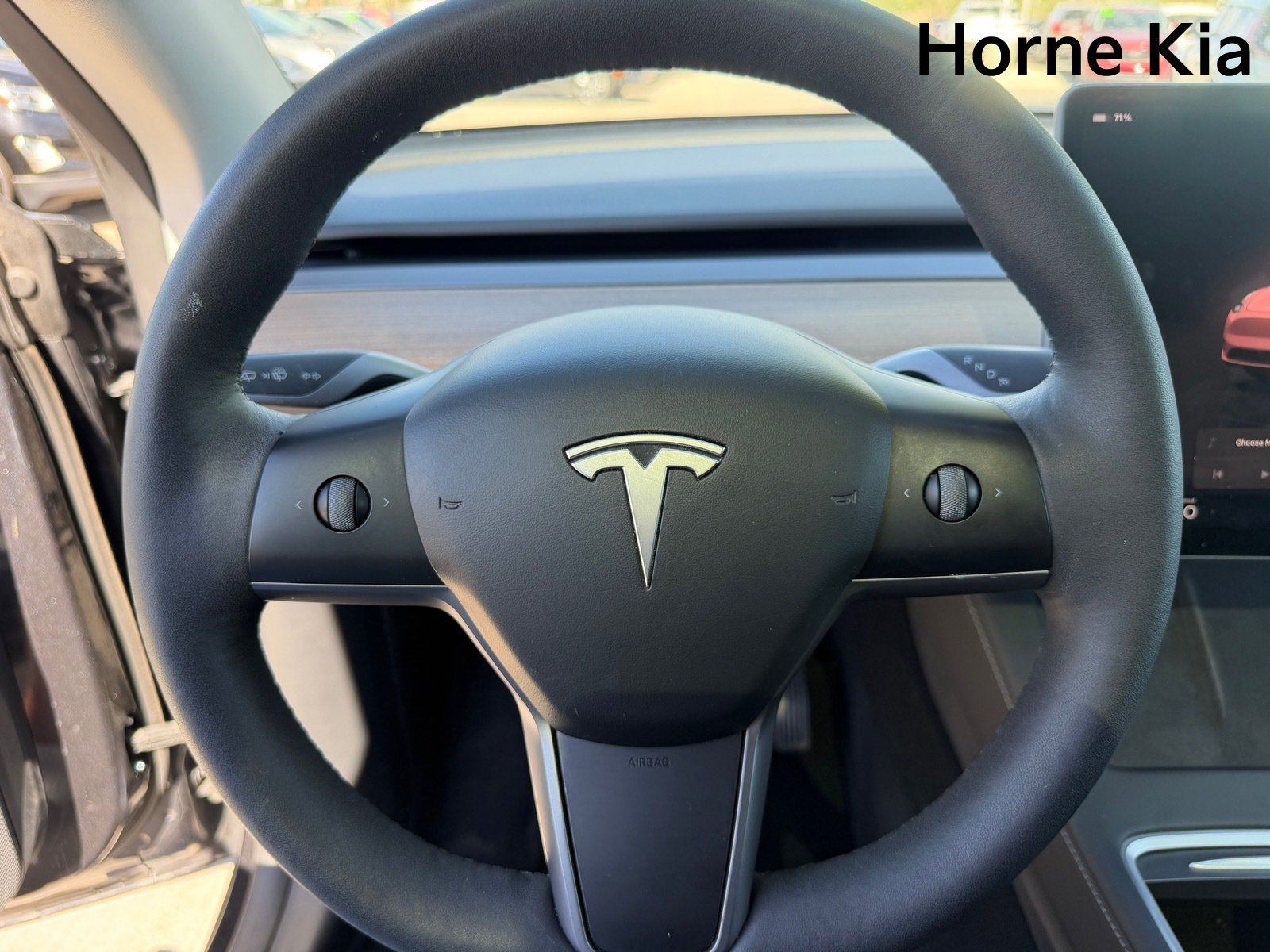 Used 2024 Tesla Model Y 2WD image 19