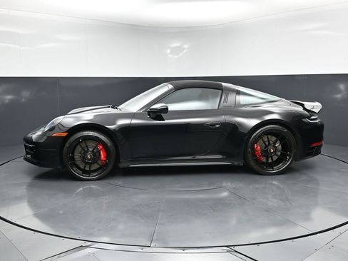 Certified 2022 Porsche 911 Targa 4 GTS AWD/4WD image 2