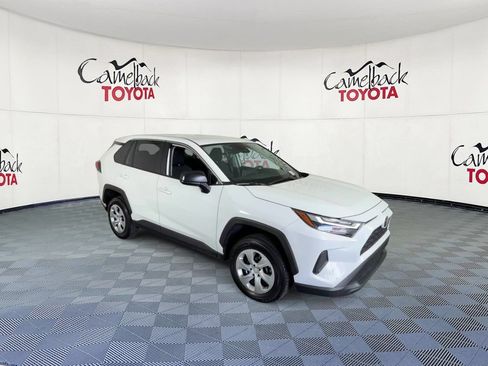 Used 2025 Toyota RAV4 LE FWD image 5