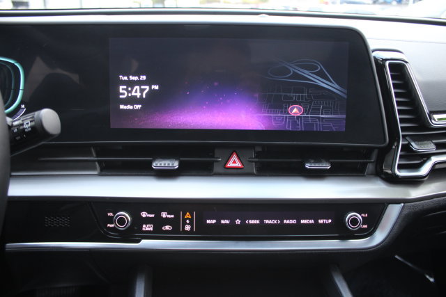 Used 2024 Kia Sportage EX w/ EX Premium Package AWD/4WD image 4